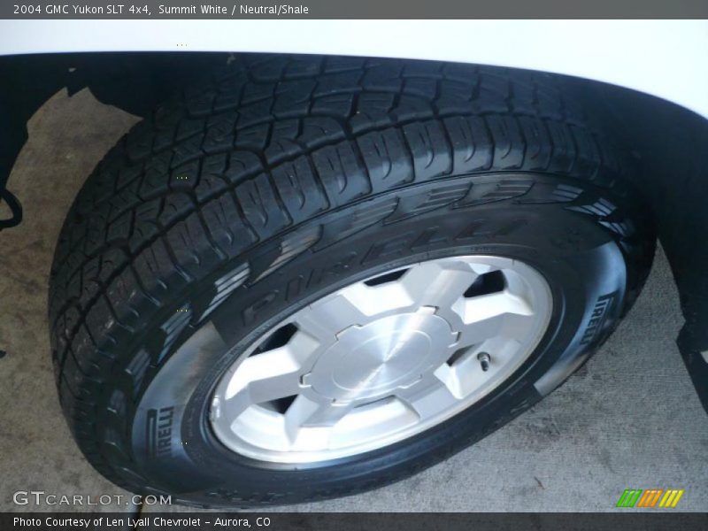 Summit White / Neutral/Shale 2004 GMC Yukon SLT 4x4