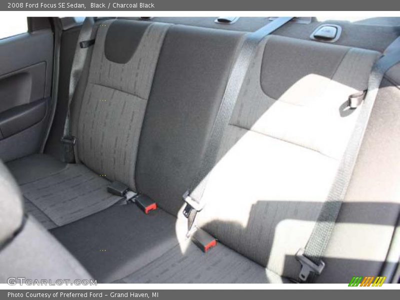 Black / Charcoal Black 2008 Ford Focus SE Sedan