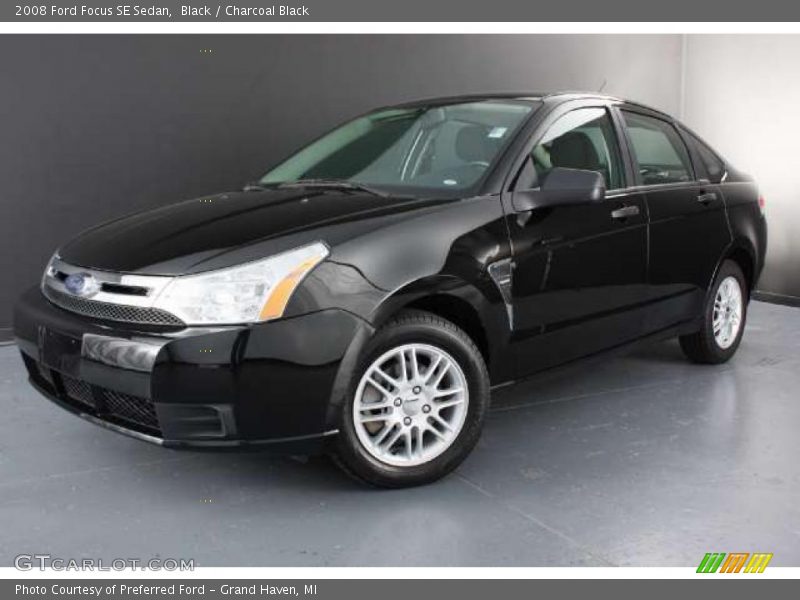 Black / Charcoal Black 2008 Ford Focus SE Sedan