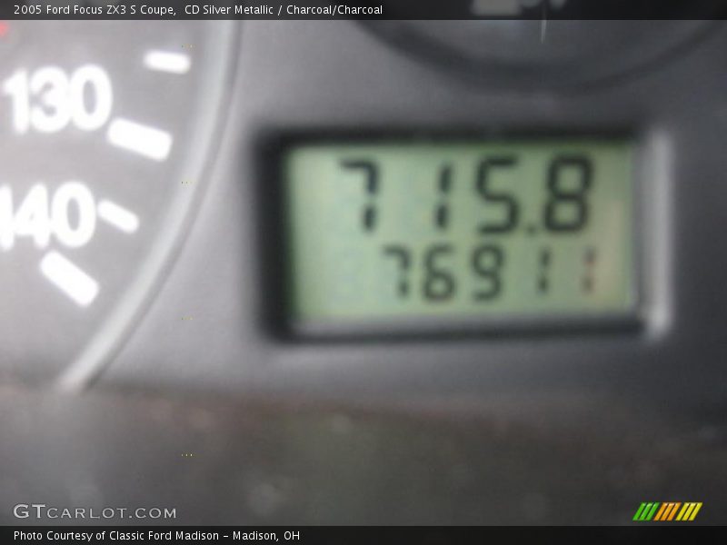 CD Silver Metallic / Charcoal/Charcoal 2005 Ford Focus ZX3 S Coupe