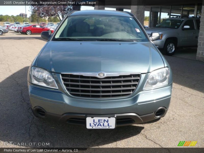Magnesium Green Pearl / Light Taupe 2005 Chrysler Pacifica