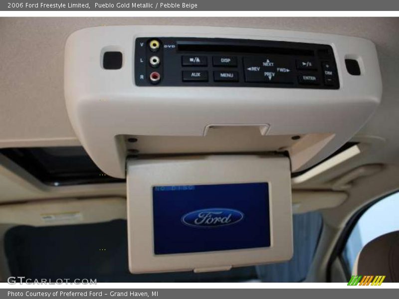 Pueblo Gold Metallic / Pebble Beige 2006 Ford Freestyle Limited