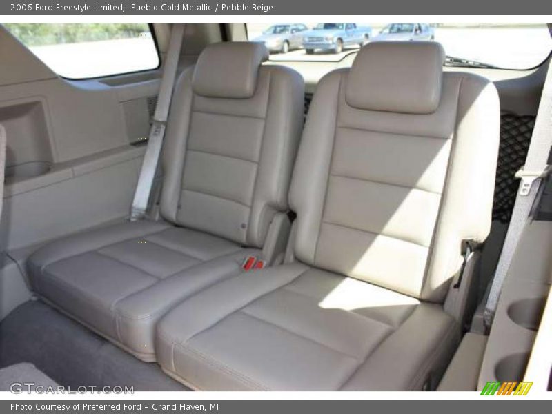 Pueblo Gold Metallic / Pebble Beige 2006 Ford Freestyle Limited