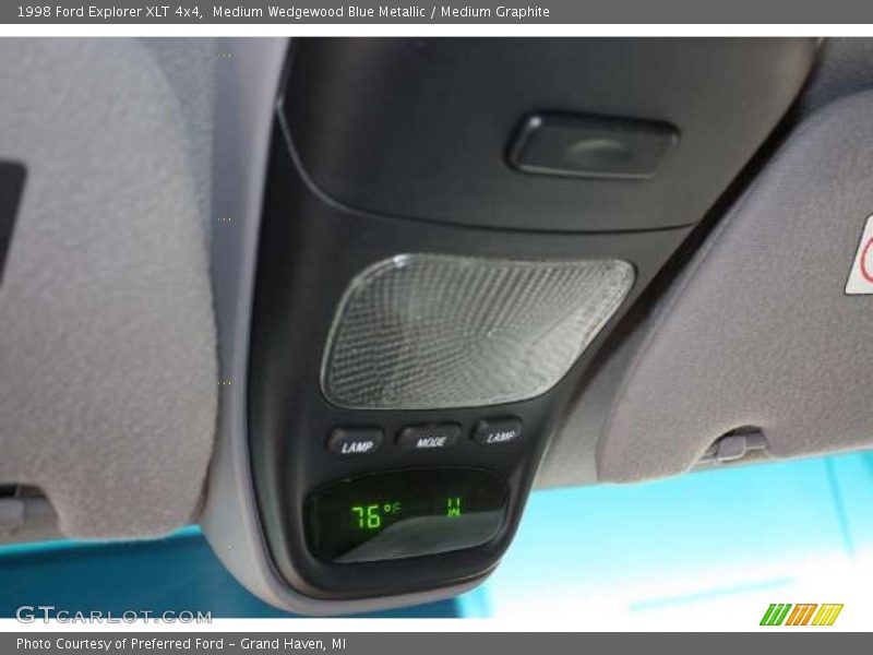 Medium Wedgewood Blue Metallic / Medium Graphite 1998 Ford Explorer XLT 4x4