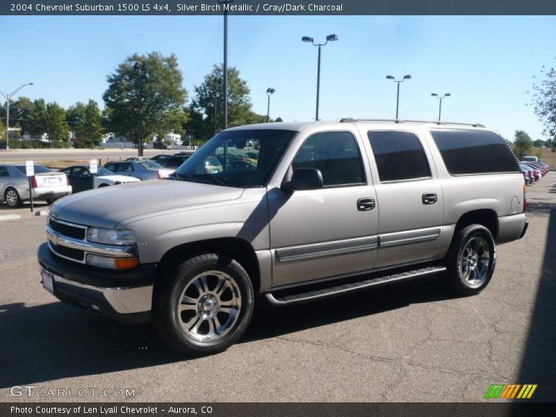 Silver Birch Metallic / Gray/Dark Charcoal 2004 Chevrolet Suburban 1500 LS 4x4