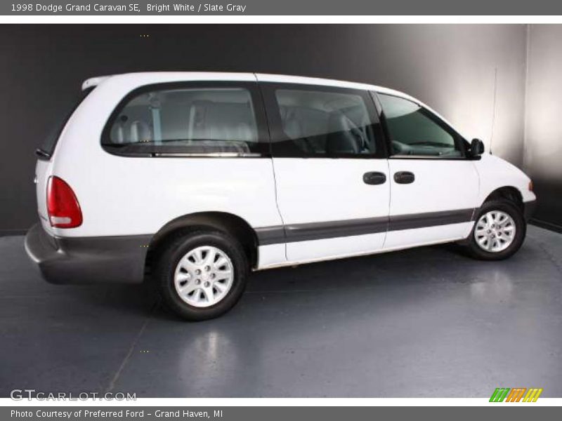 Bright White / Slate Gray 1998 Dodge Grand Caravan SE