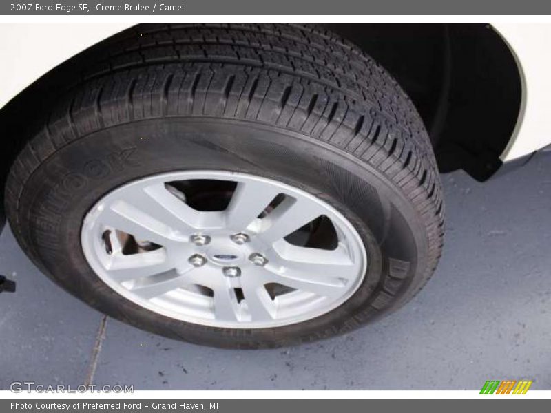 Creme Brulee / Camel 2007 Ford Edge SE