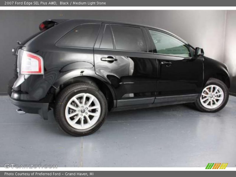 Black / Medium Light Stone 2007 Ford Edge SEL Plus AWD