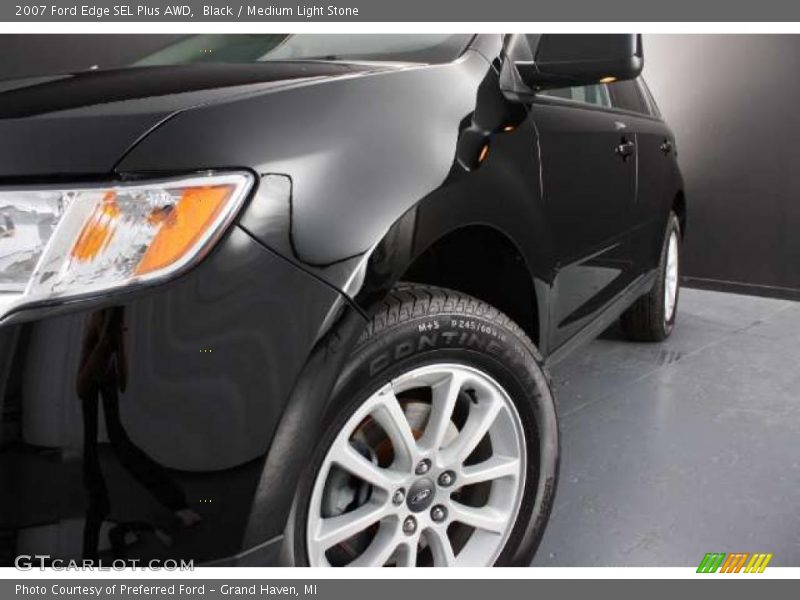 Black / Medium Light Stone 2007 Ford Edge SEL Plus AWD