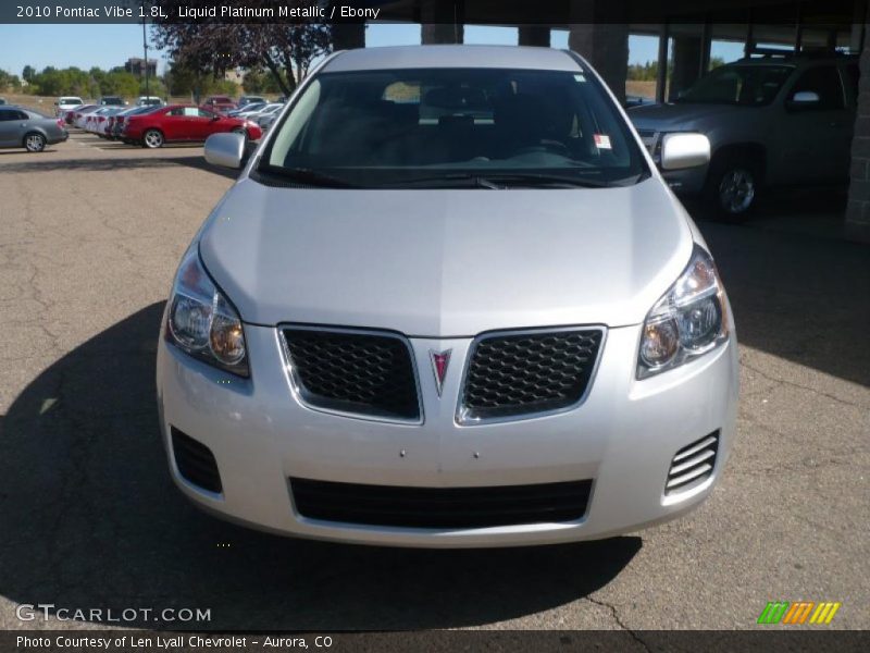 Liquid Platinum Metallic / Ebony 2010 Pontiac Vibe 1.8L