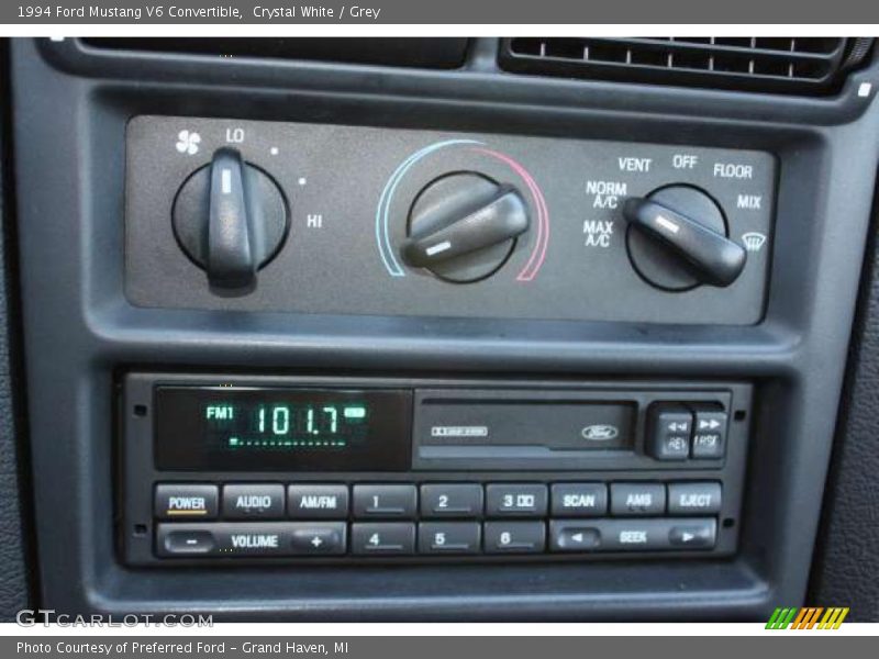 Crystal White / Grey 1994 Ford Mustang V6 Convertible