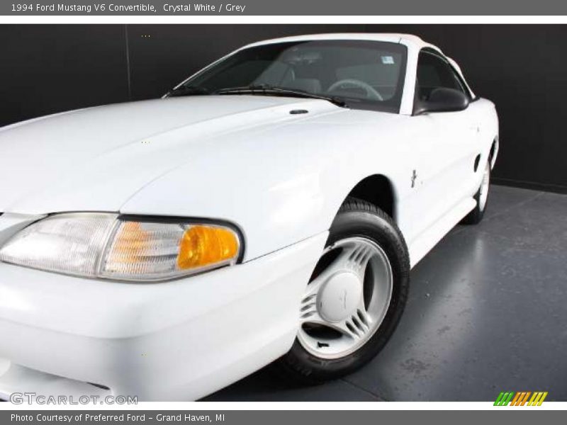 Crystal White / Grey 1994 Ford Mustang V6 Convertible