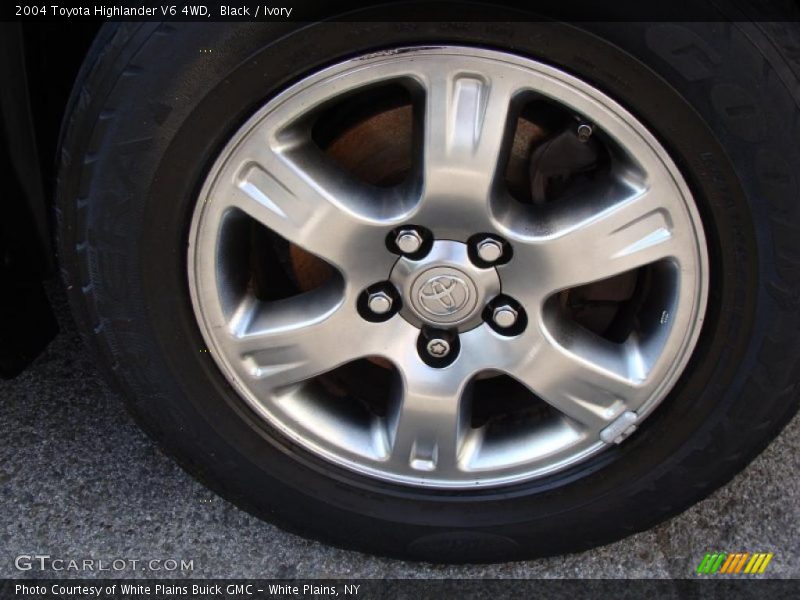 Black / Ivory 2004 Toyota Highlander V6 4WD