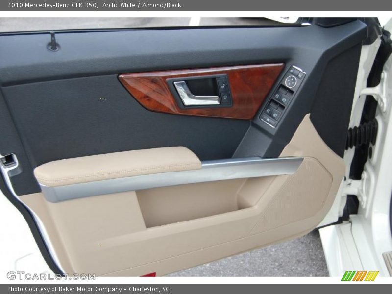 Arctic White / Almond/Black 2010 Mercedes-Benz GLK 350
