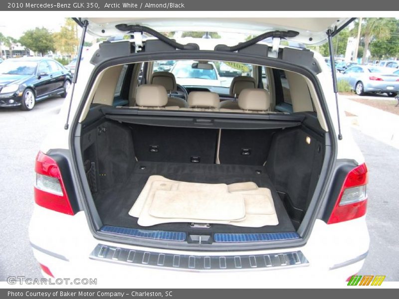 Arctic White / Almond/Black 2010 Mercedes-Benz GLK 350