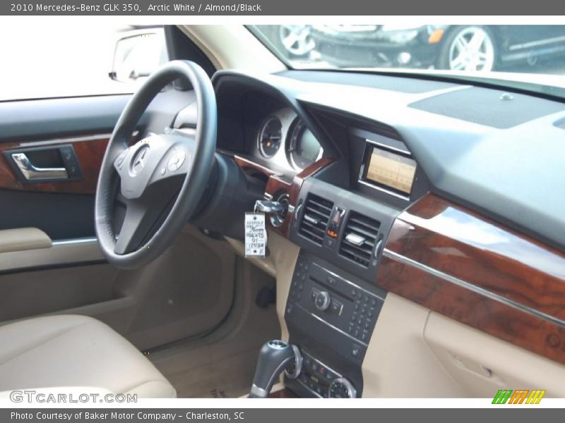 Arctic White / Almond/Black 2010 Mercedes-Benz GLK 350