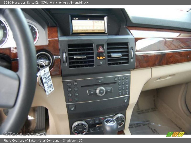 Arctic White / Almond/Black 2010 Mercedes-Benz GLK 350