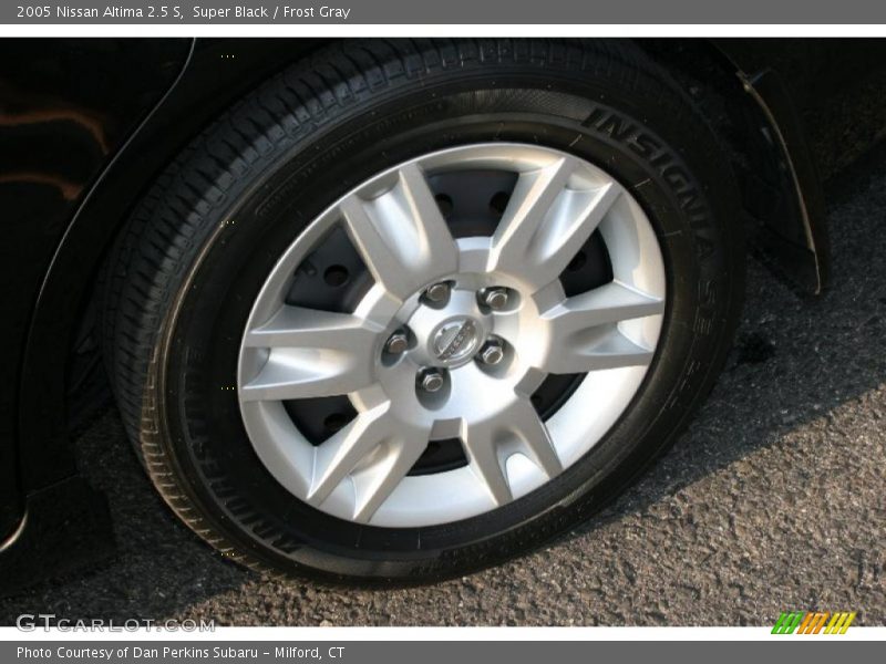 Super Black / Frost Gray 2005 Nissan Altima 2.5 S