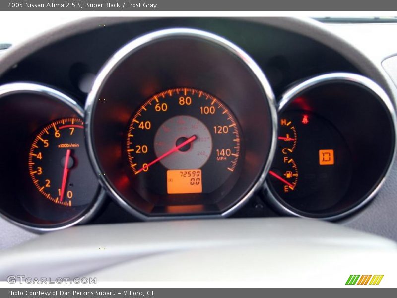 Super Black / Frost Gray 2005 Nissan Altima 2.5 S