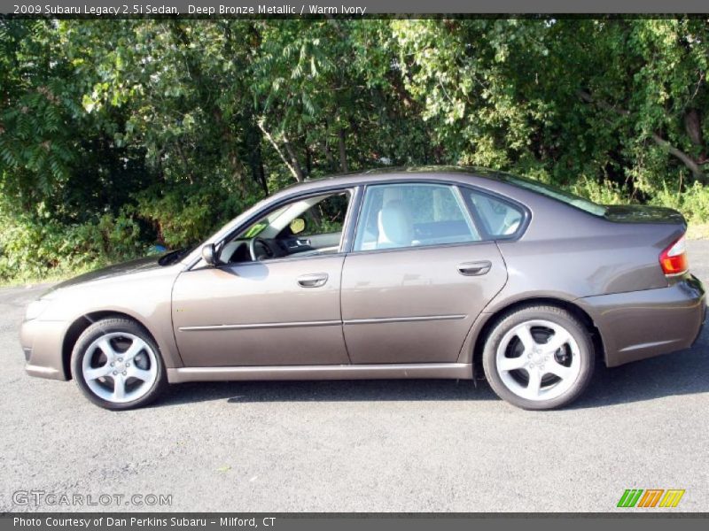 Deep Bronze Metallic / Warm Ivory 2009 Subaru Legacy 2.5i Sedan