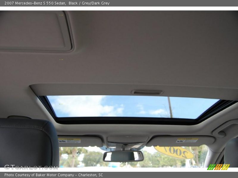 Black / Grey/Dark Grey 2007 Mercedes-Benz S 550 Sedan