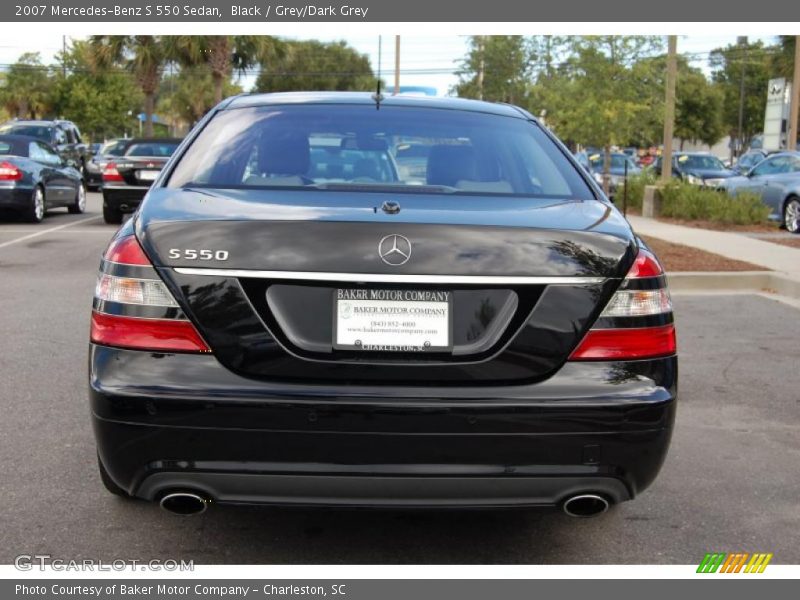 Black / Grey/Dark Grey 2007 Mercedes-Benz S 550 Sedan