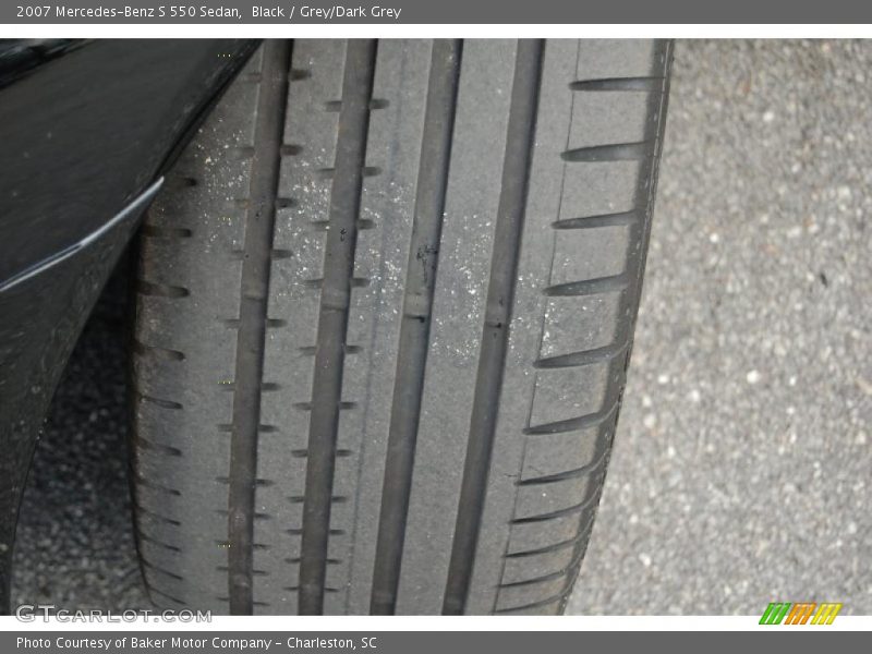 Black / Grey/Dark Grey 2007 Mercedes-Benz S 550 Sedan