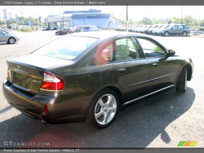 Deep Bronze Metallic / Warm Ivory 2009 Subaru Legacy 2.5i Sedan