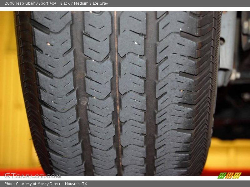 Black / Medium Slate Gray 2006 Jeep Liberty Sport 4x4
