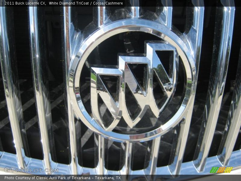 White Diamond TriCoat / Cocoa/Cashmere 2011 Buick Lucerne CX