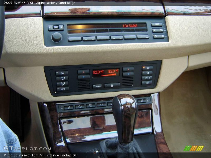 Alpine White / Sand Beige 2005 BMW X5 3.0i