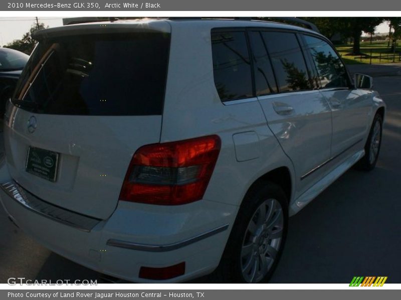 Arctic White / Black 2010 Mercedes-Benz GLK 350