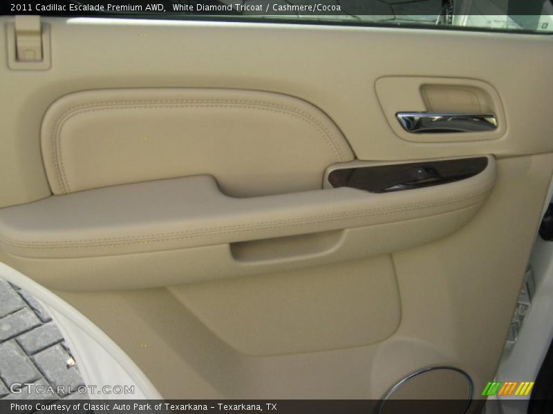White Diamond Tricoat / Cashmere/Cocoa 2011 Cadillac Escalade Premium AWD