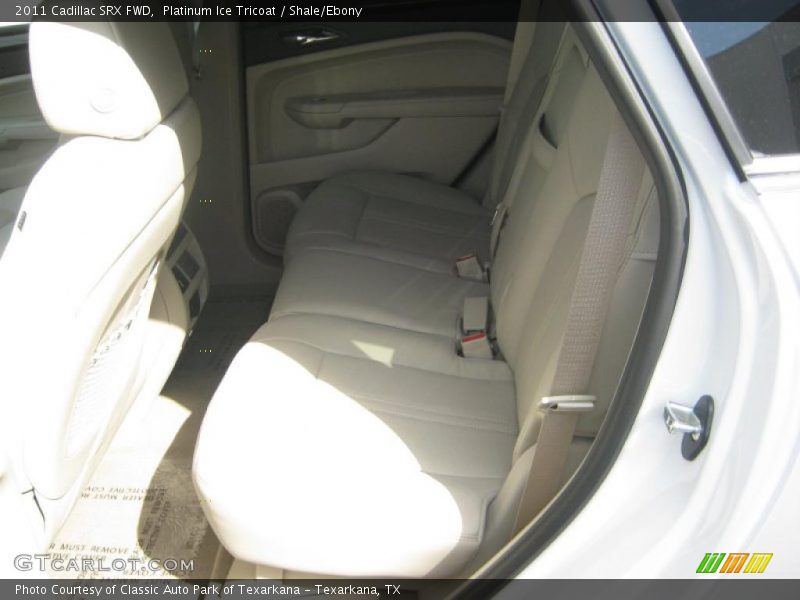 Platinum Ice Tricoat / Shale/Ebony 2011 Cadillac SRX FWD