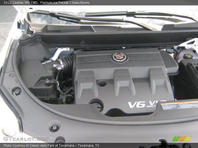 Platinum Ice Tricoat / Shale/Ebony 2011 Cadillac SRX FWD