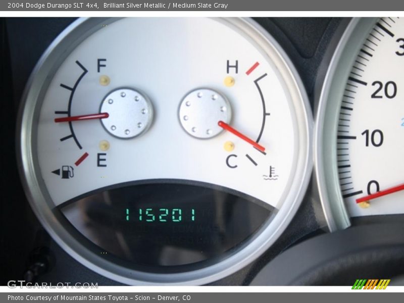 Brilliant Silver Metallic / Medium Slate Gray 2004 Dodge Durango SLT 4x4