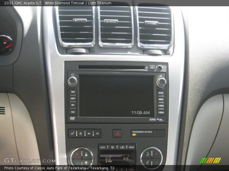 White Diamond Tintcoat / Light Titanium 2011 GMC Acadia SLT