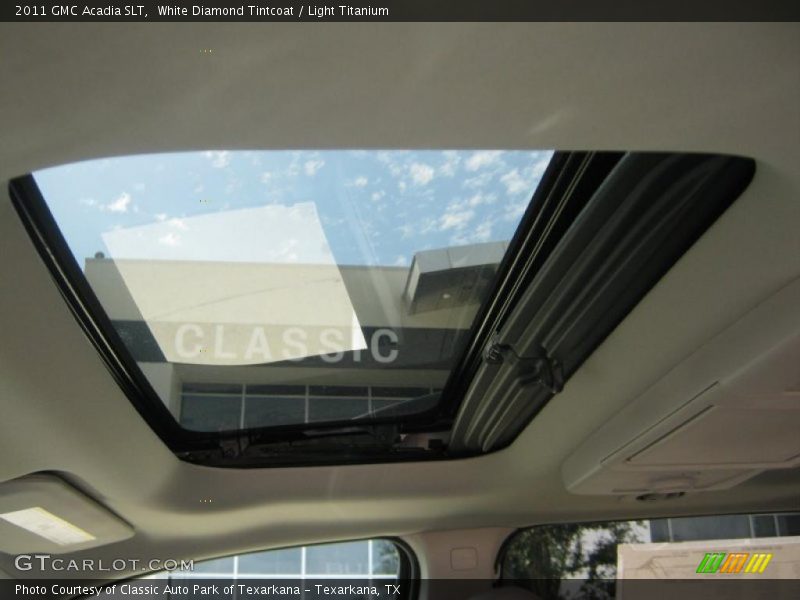 White Diamond Tintcoat / Light Titanium 2011 GMC Acadia SLT