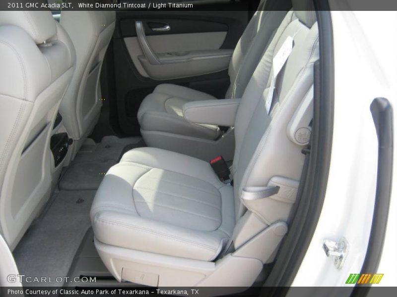 White Diamond Tintcoat / Light Titanium 2011 GMC Acadia SLT