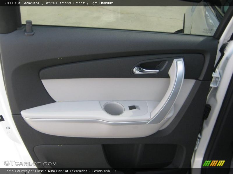 White Diamond Tintcoat / Light Titanium 2011 GMC Acadia SLT