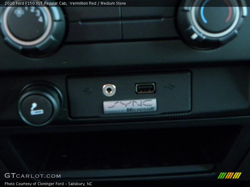 Vermillion Red / Medium Stone 2010 Ford F150 XLT Regular Cab