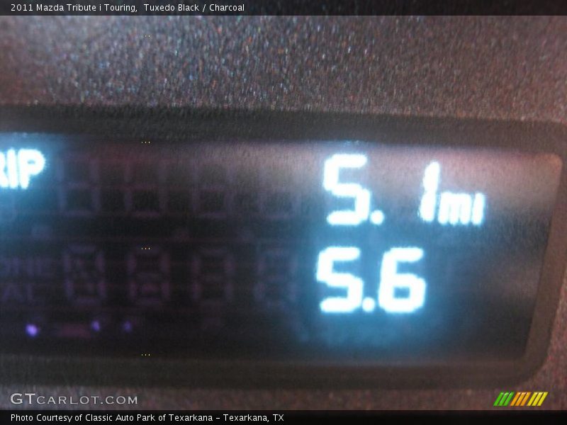 Tuxedo Black / Charcoal 2011 Mazda Tribute i Touring