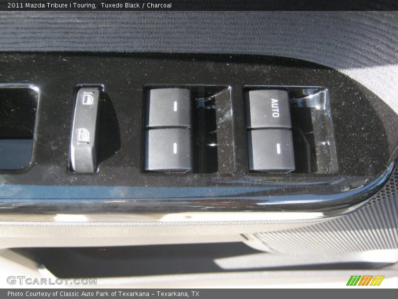 Tuxedo Black / Charcoal 2011 Mazda Tribute i Touring