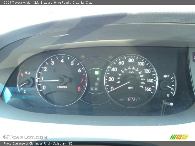 Blizzard White Pearl / Graphite Gray 2005 Toyota Avalon XLS