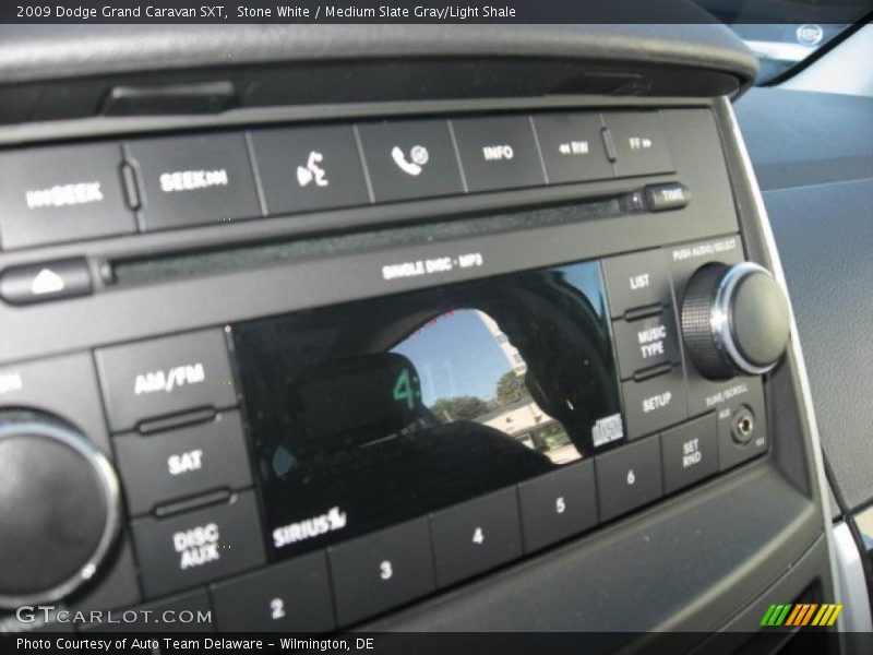 Stone White / Medium Slate Gray/Light Shale 2009 Dodge Grand Caravan SXT