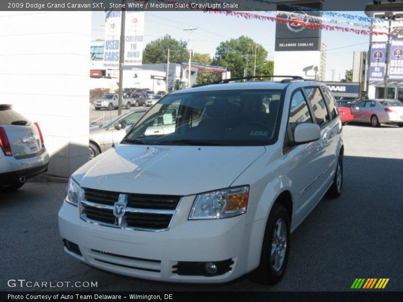 Stone White / Medium Slate Gray/Light Shale 2009 Dodge Grand Caravan SXT
