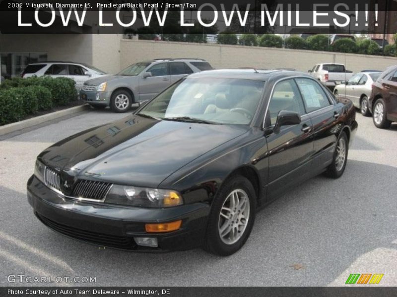 Pendleton Black Pearl / Brown/Tan 2002 Mitsubishi Diamante LS