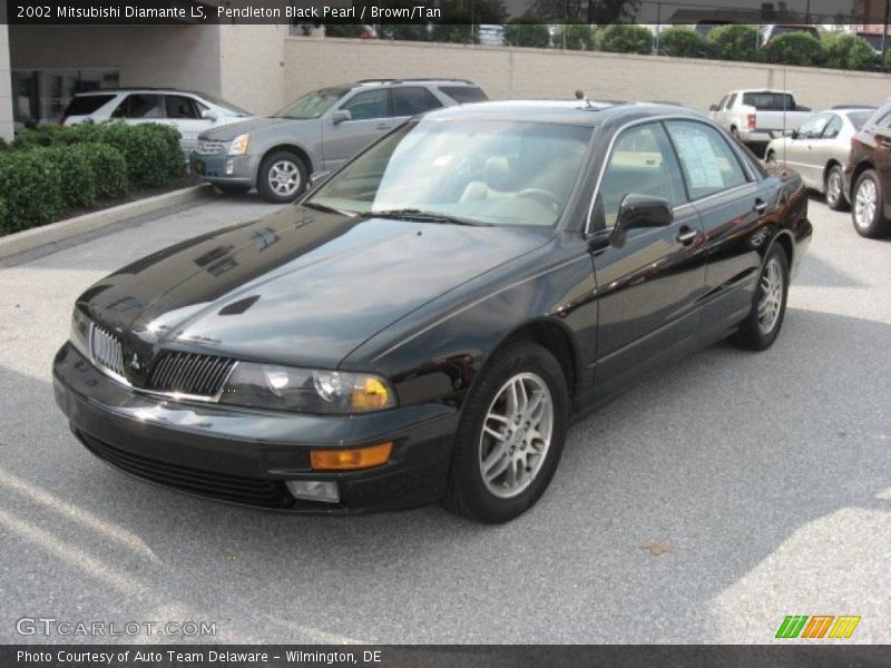 Pendleton Black Pearl / Brown/Tan 2002 Mitsubishi Diamante LS