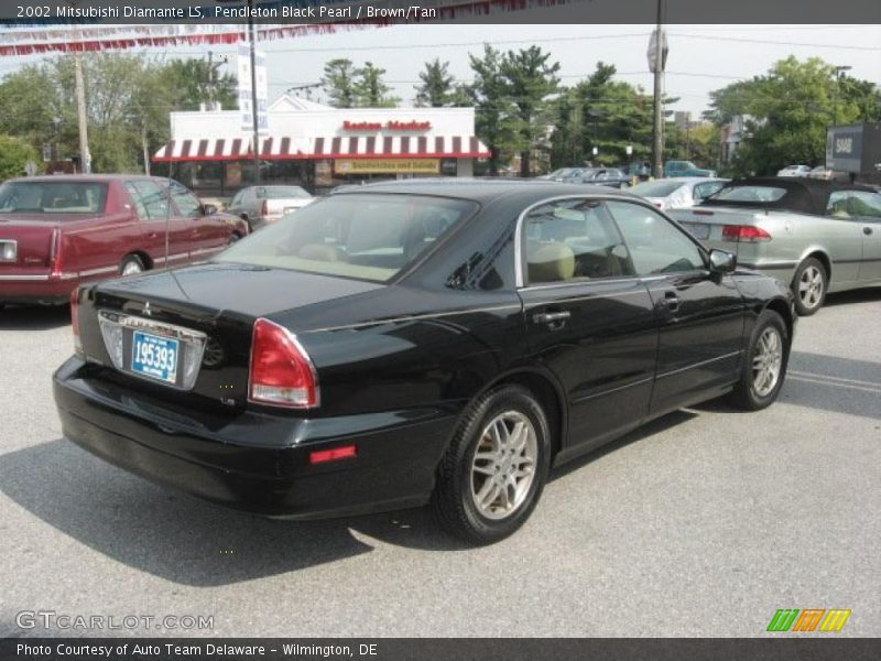 Pendleton Black Pearl / Brown/Tan 2002 Mitsubishi Diamante LS