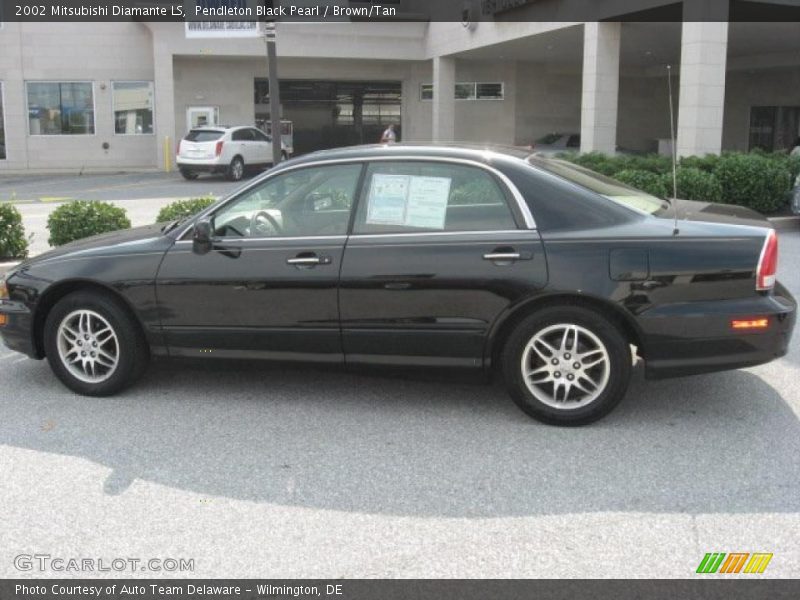 Pendleton Black Pearl / Brown/Tan 2002 Mitsubishi Diamante LS